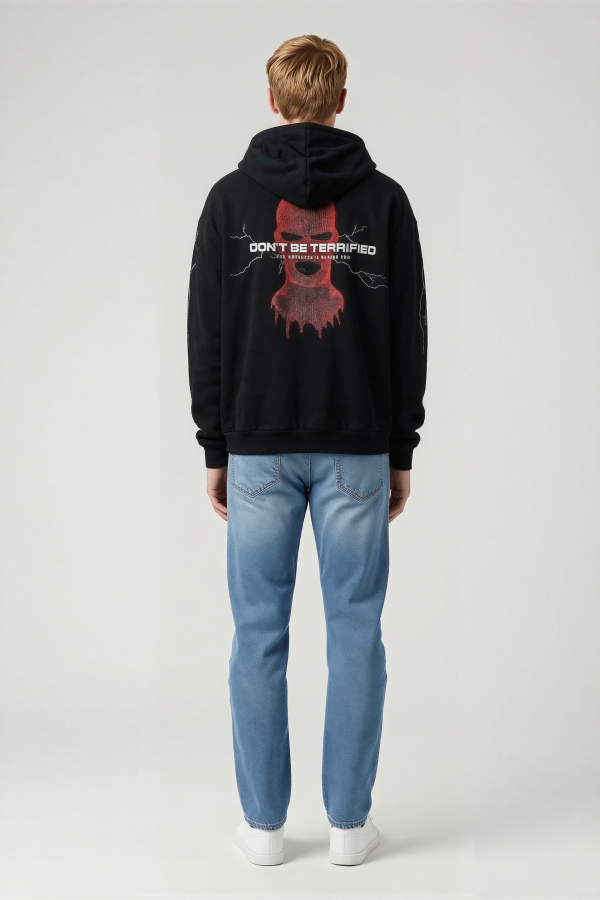 Erkek Üç İplik Kapüşonlu Oversize Sweatshirt Sırt Baskılı Kollarında Yıldırım Detaylı Sokak Stili