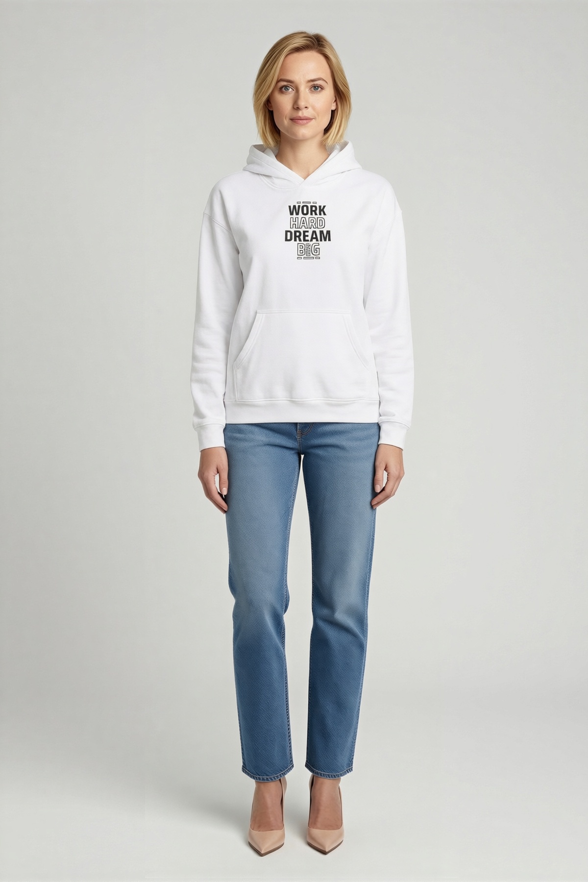 Kadın Kışlık Üç İplik Kapşonlu Sweatshirt Göğsü Slogan Baskılı Geniş Kanguru Cepli Salaş Kesim Rahat
