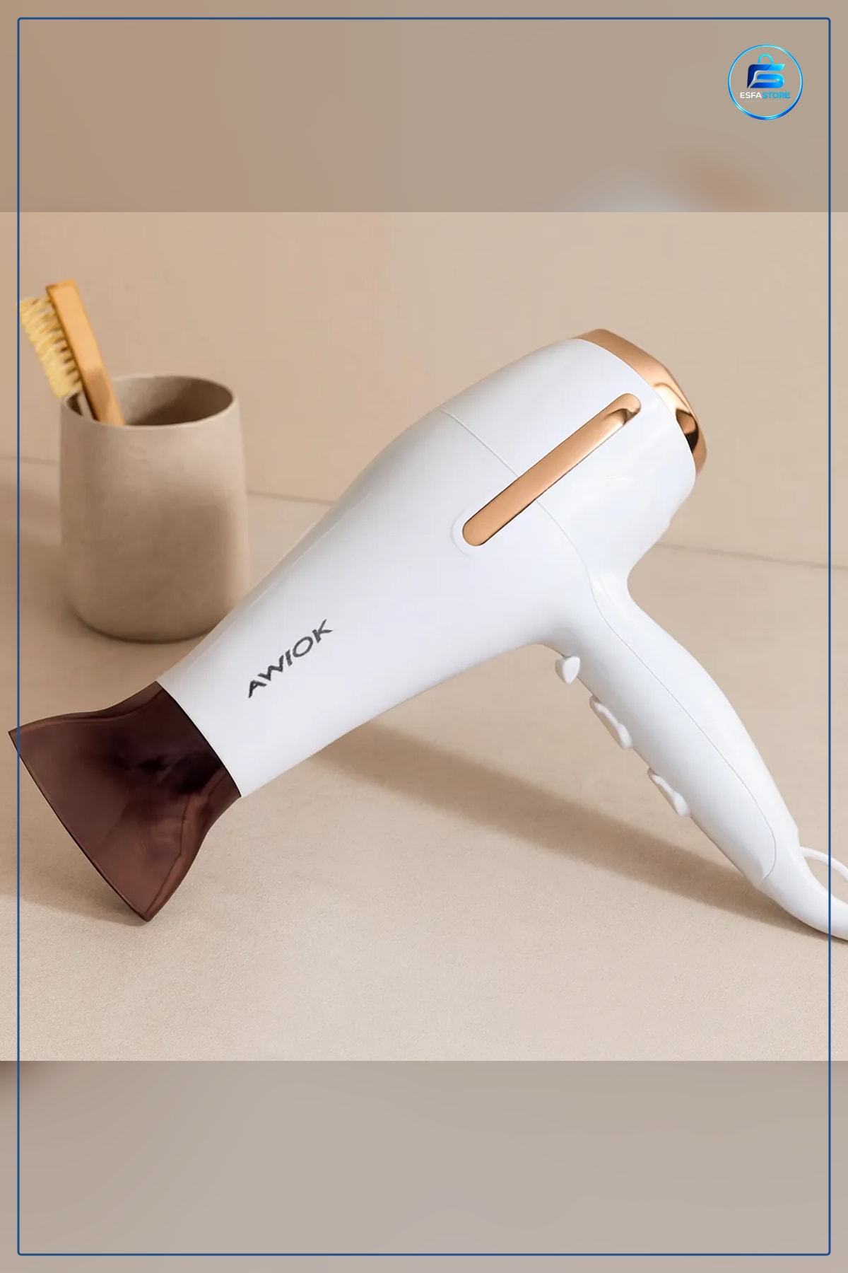 Saç Kurutma Makinesi 2200W Beyaz Hızlı Ev Seyahat Kullanımı Dağıtıcı Başlıklı Ergonomik Sap