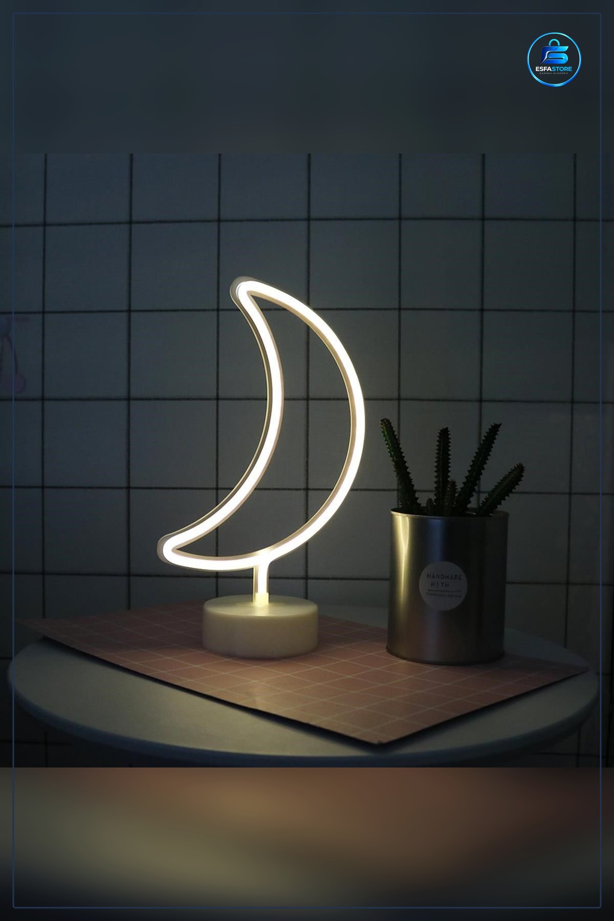 Dekoratif Ay Tasarımlı 3D Neon Led Masa ve Gece Lambası Pilli USB 28x19x15 cm Yatak Odası